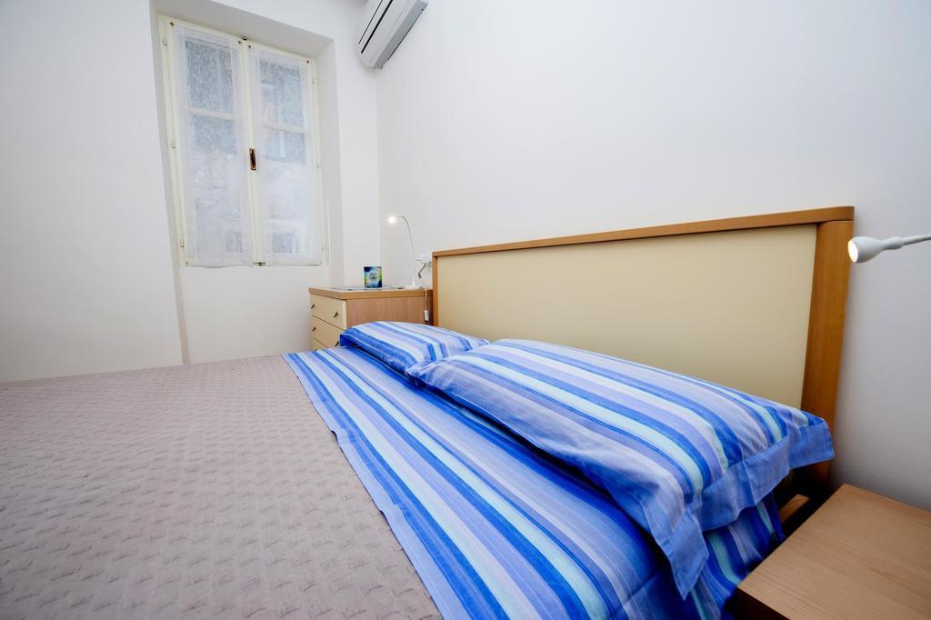 Apartment Al Porto Rovinj Rom bilde